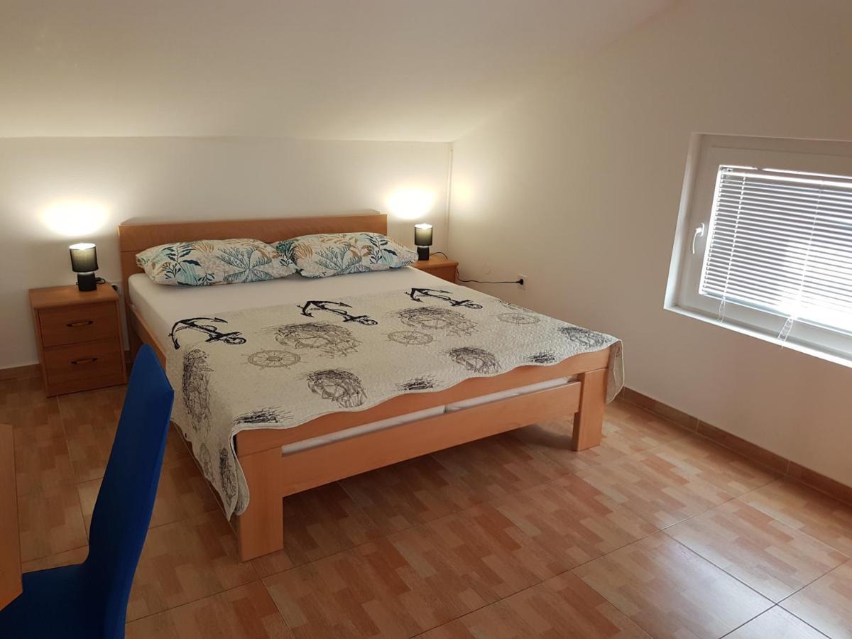 Apartments With A Parking Space Novalja, Pag - 6504 Экстерьер фото